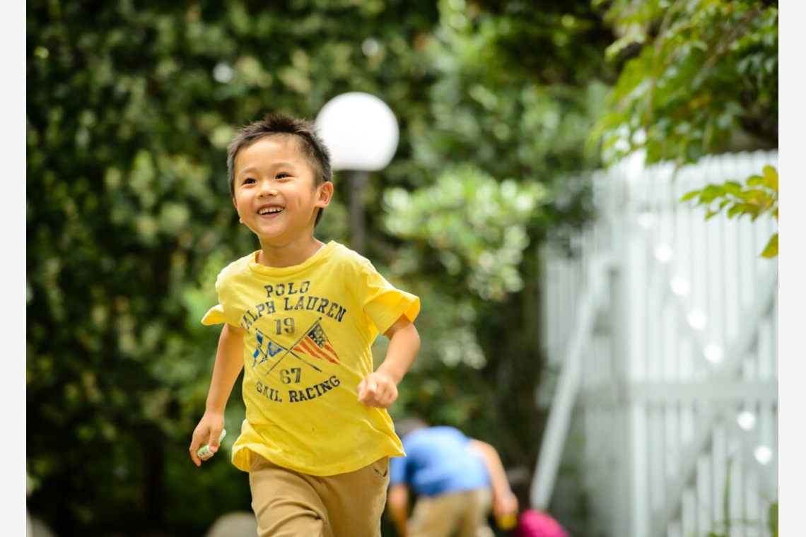 名畑文巨写真事務所が出張撮影した家族写真(キッズ,ベビーフォト)などが写った「S様ご家族撮影」の家族写真