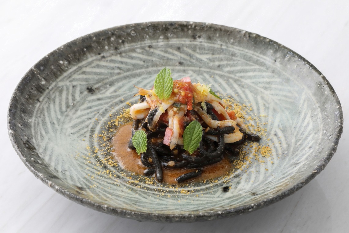 森安　照が撮影した写真のアルバム「寿司・和食・デリバリー」