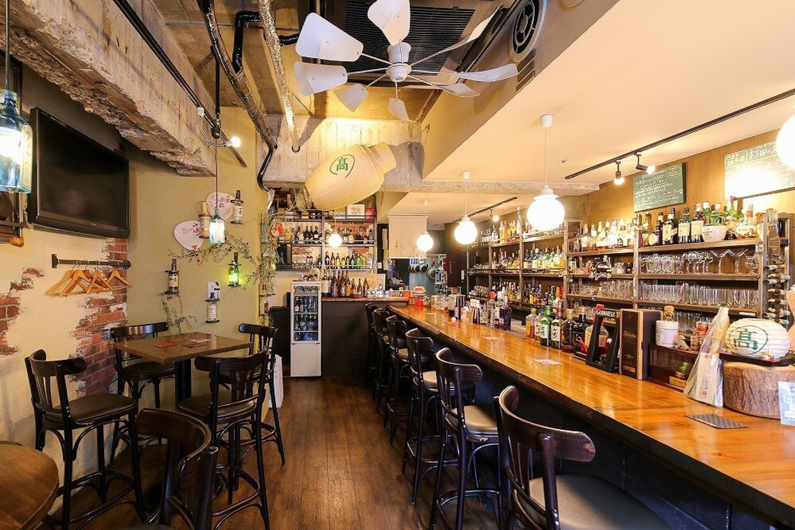 世登理恵が撮影した写真のアルバム「飲食店の内外観」