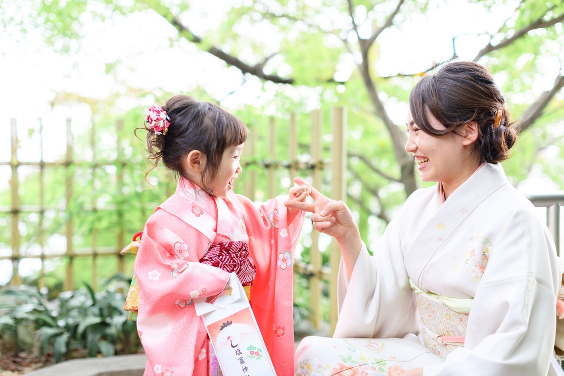 PHOTONOWA（川村　祥太）が撮影した「仲良しファミリー七五三@名古屋・御幸山」の写真