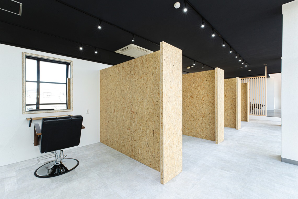 橋本くるみが撮影した写真のアルバム「salon」