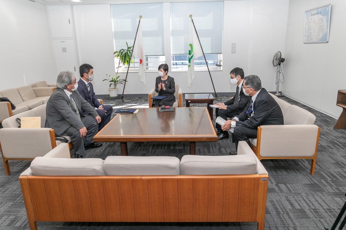 photobeehiveが撮影した写真のアルバム「婚活写真とビジネスポートレート、SNS用」