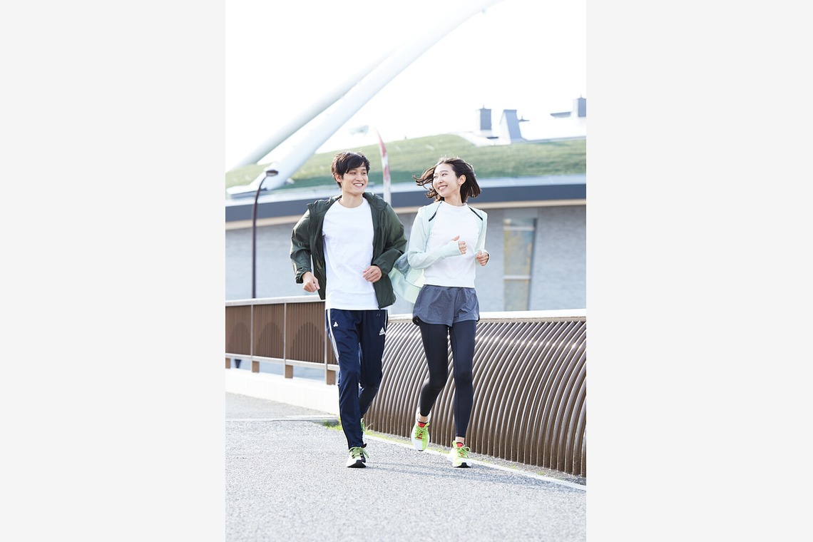 岩瀬泰治が撮影した写真のアルバム「ポートレイト」