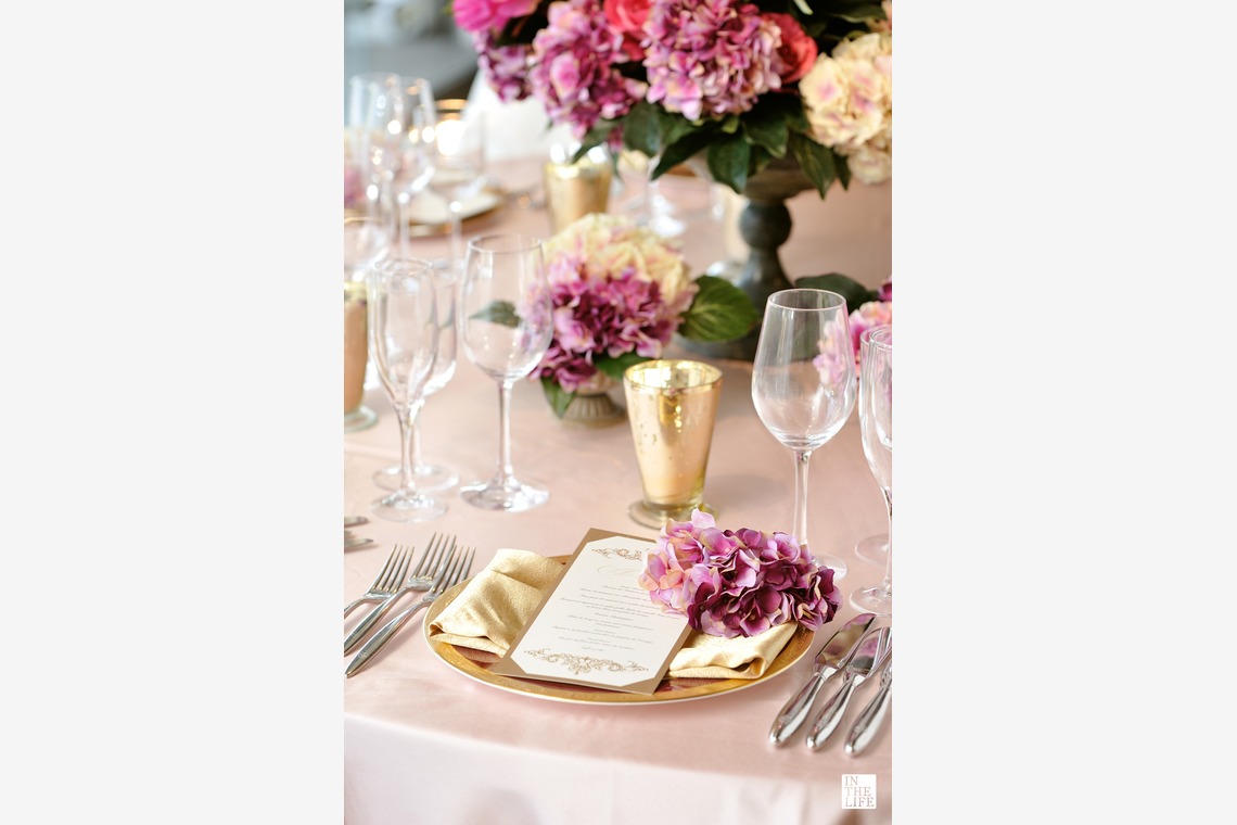 伊藤写真事務所 イン・ザ・ライフが撮影した写真のアルバム「テーブルコーディネート」