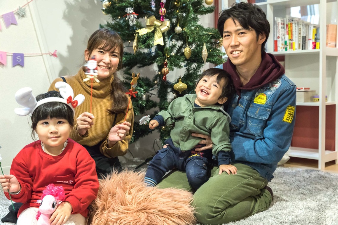 髙栁豪志が撮影した家族写真の出張撮影のアルバム「クリスマス撮影会2」