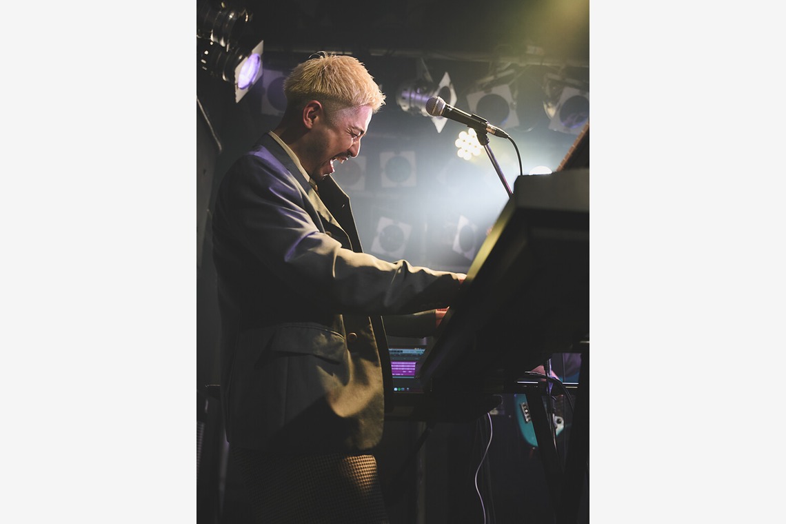 Ryo Manabeが撮影した写真のアルバム「Live撮影」