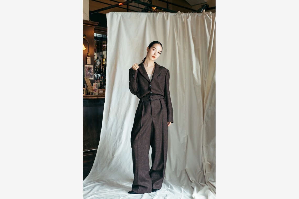 スタジオトモロが撮影した「ブランド ルック撮影」の写真