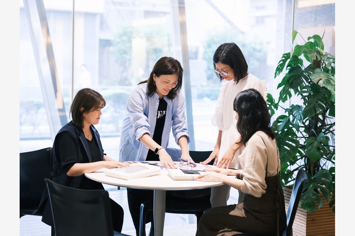 藤原和彦が撮影した「企業オフィス_HP用撮影」の写真