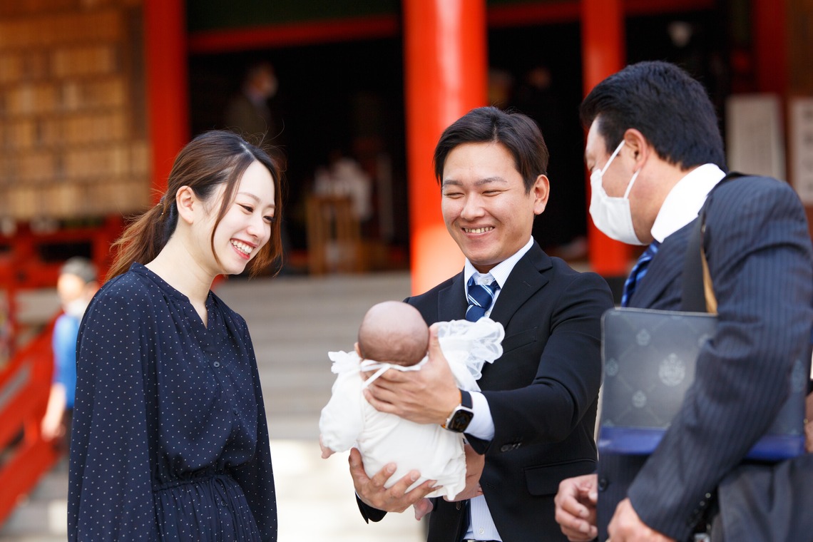 中井企画が出張撮影した家族写真(キッズ,ベビーフォト)などが写った「お宮参り」の家族写真