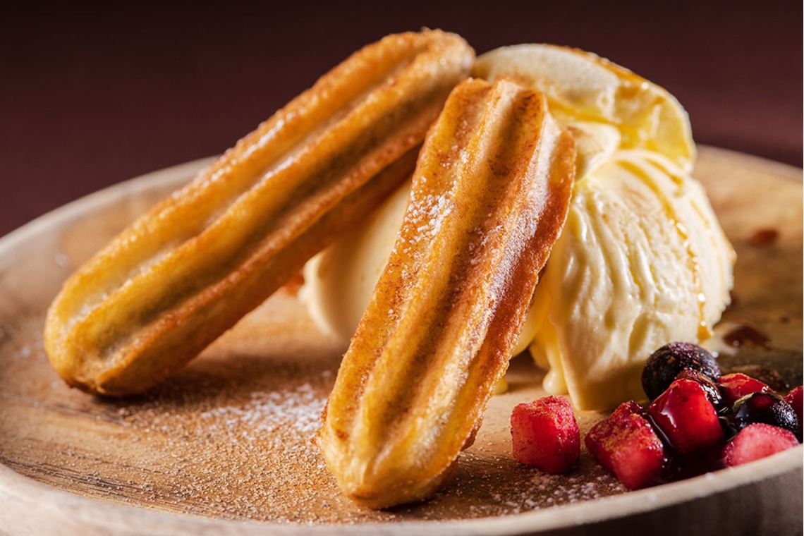 本郷直人が撮影した写真のアルバム「スイーツ」