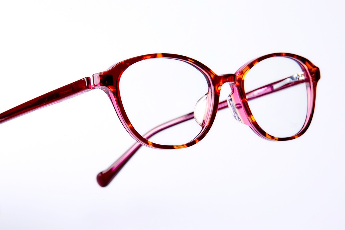 まるやゆういち が撮影した「メガネ撮影（百貨店様等用途）」の写真