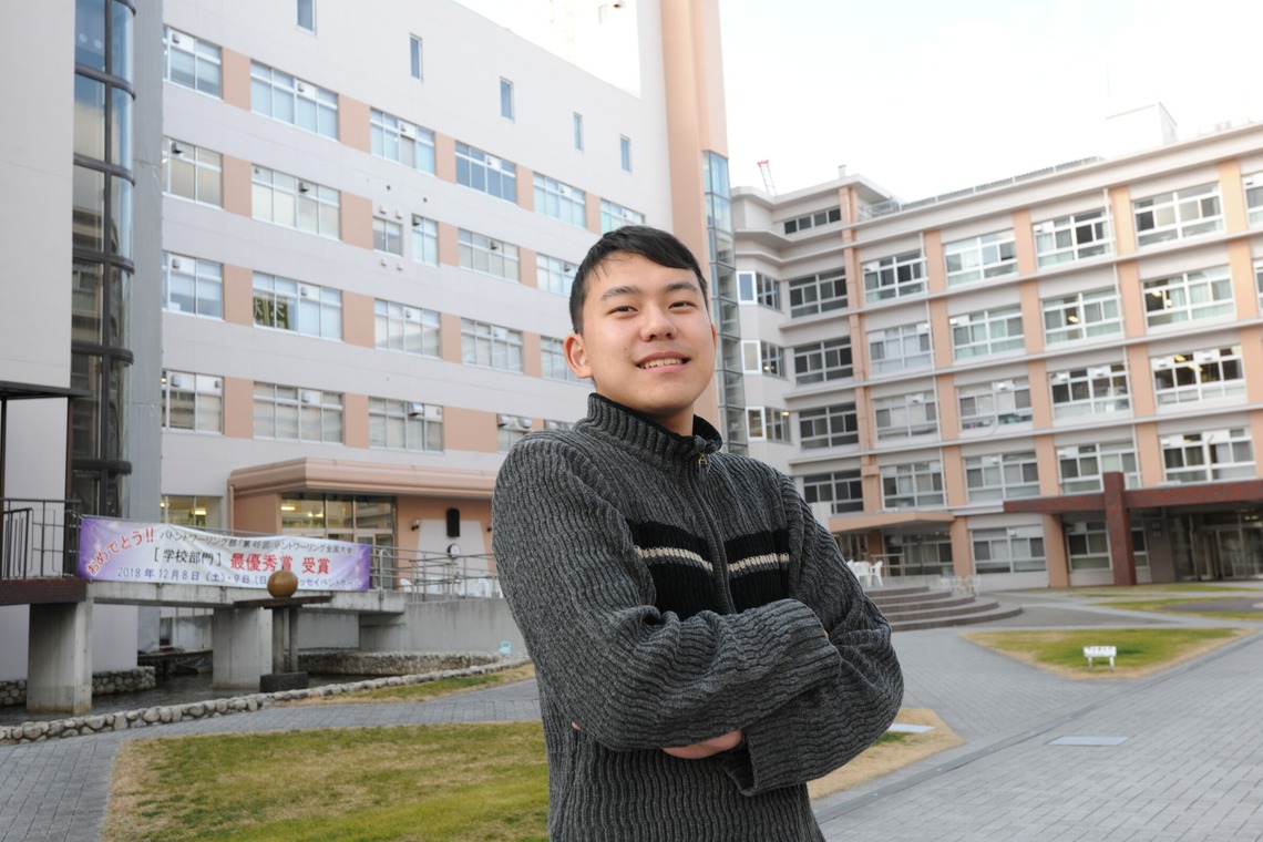 藤尾輝弘/フォトオフィスバドが撮影した「大学案内」の写真