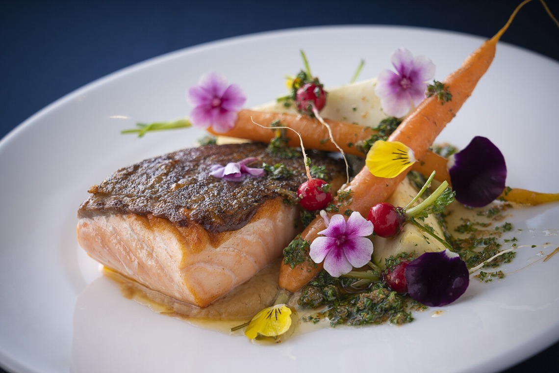 笠井鉄正写真事務所が撮影した「料理撮影（単品からコース・集合まで）」の写真