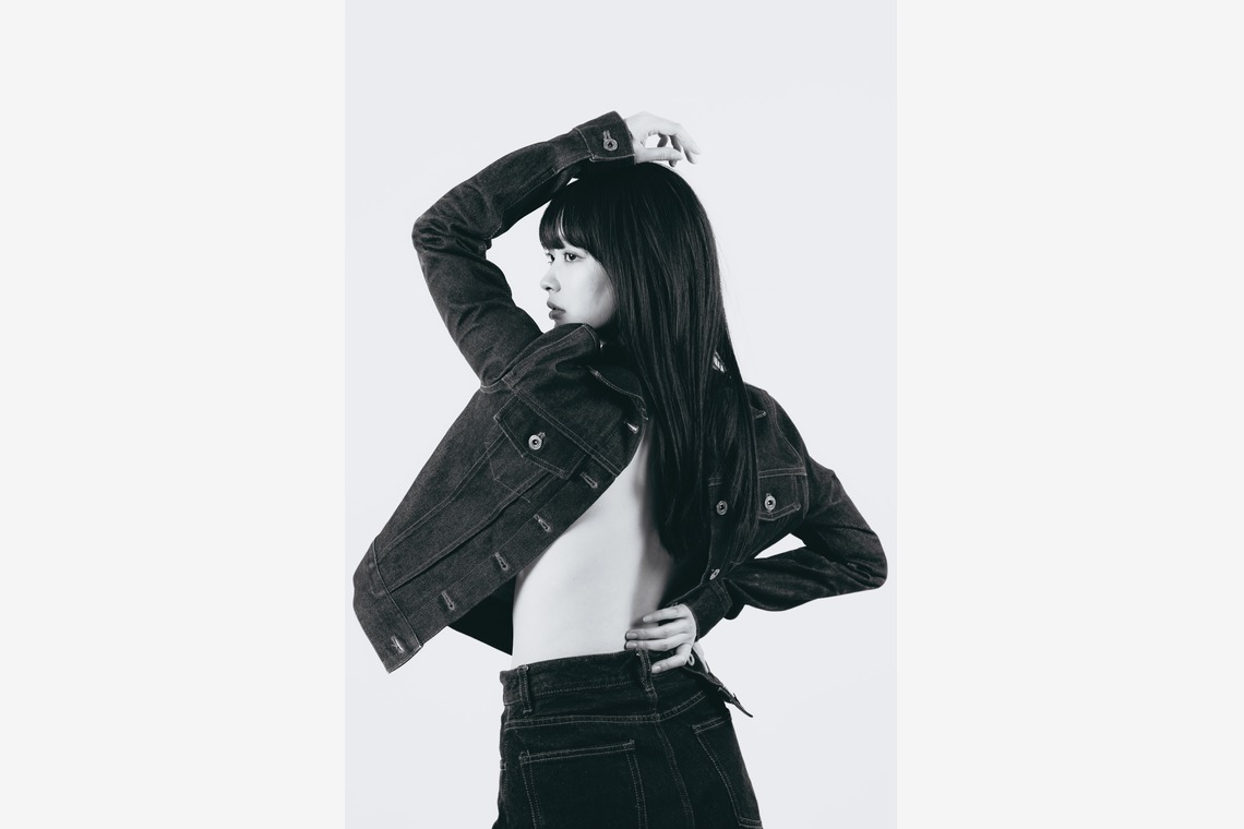 西浦隼翔が撮影した「スタジオポートレート・コンポジ撮影」の写真