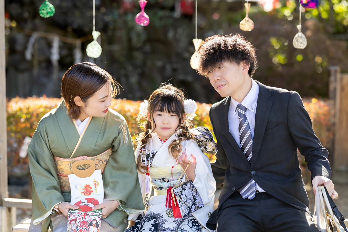 出張撮影くろさわが出張撮影した家族写真(キッズ,ベビーフォト)などが写った「七五三」の家族写真