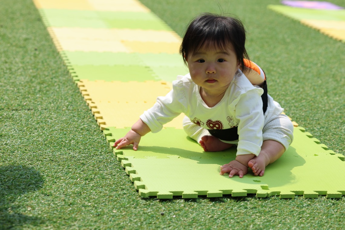 平田　まことが撮影した写真のアルバム「ニューボーン」
