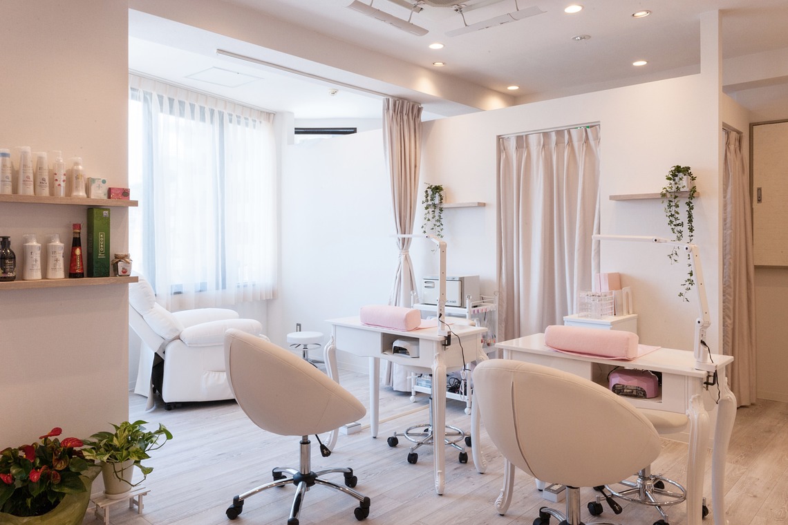 十時写真事務所が撮影した写真のアルバム「ネイル」