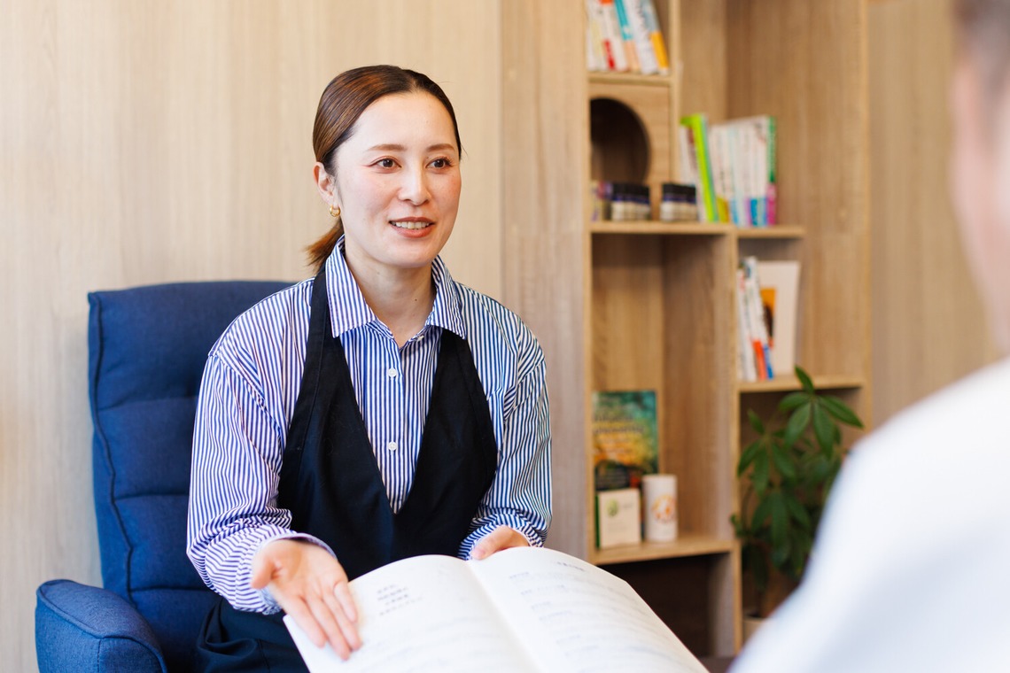 Yusuke Usuiが撮影した「水素カプセル MOPI 内観・人物撮影」の写真