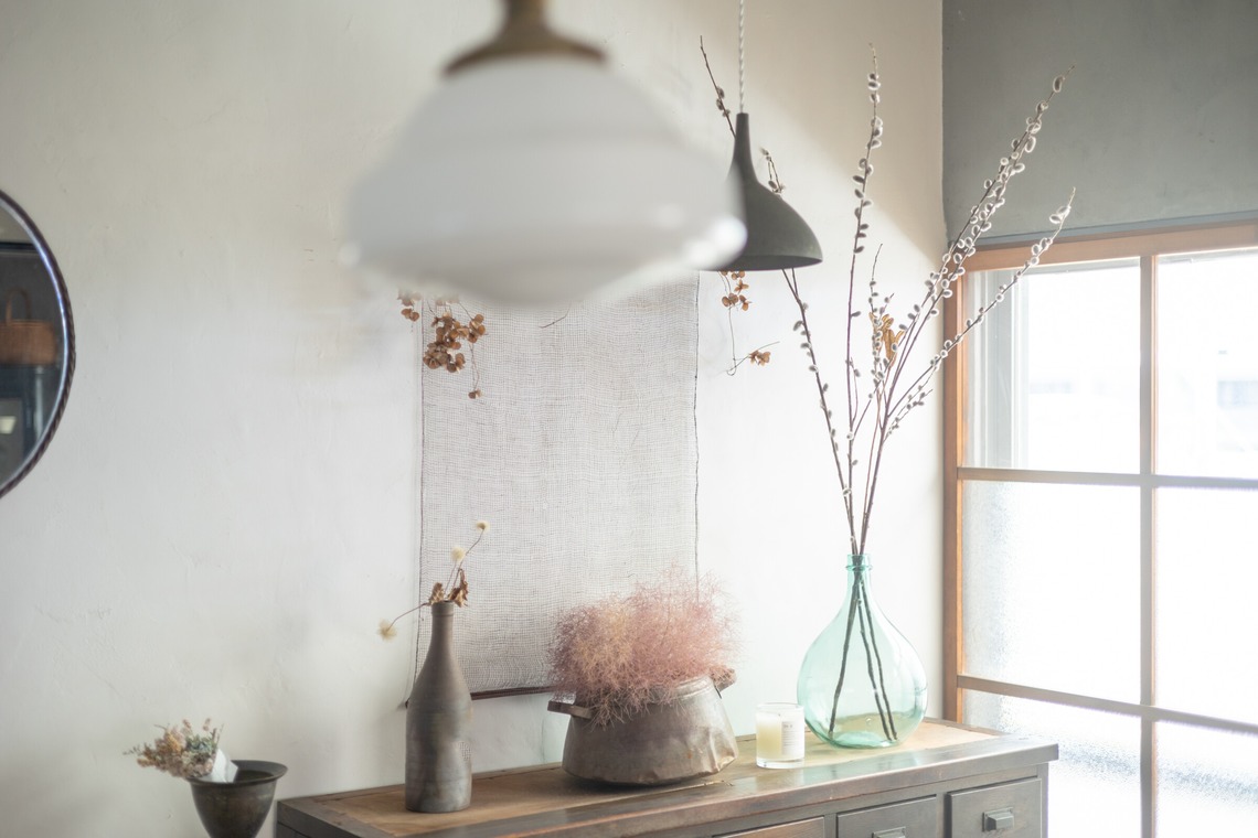 ミヤタカズコが撮影した写真のアルバム「アンティークショップ店舗写真」