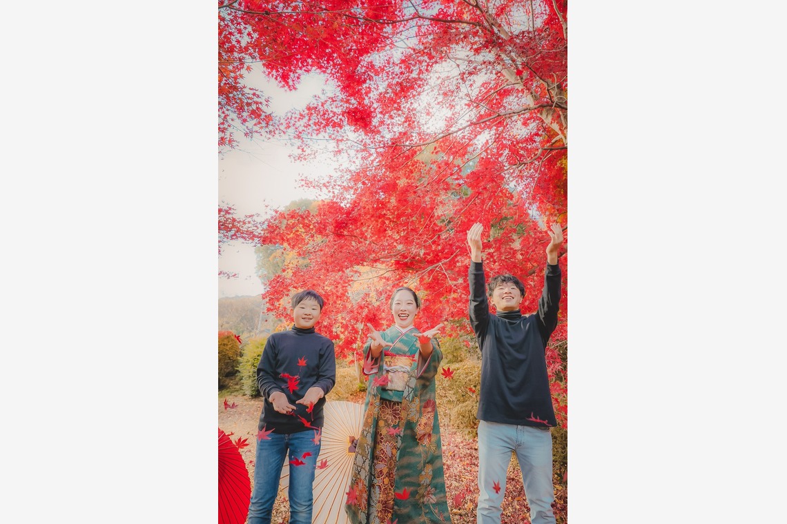 株式会社Neo-Smile 「locationbreeze」高橋 徹が出張撮影した家族写真(キッズ,ベビーフォト)などが写った「記念写真」の家族写真