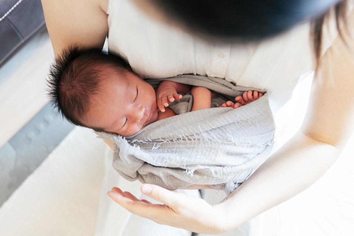 シコロハルナが撮影した「ニューボーンフォト」の写真