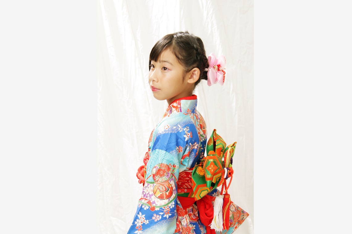 とりる写真室が撮影したスタジオ撮影/家族写真の出張撮影/七五三フォトのアルバム「キッズフォト」