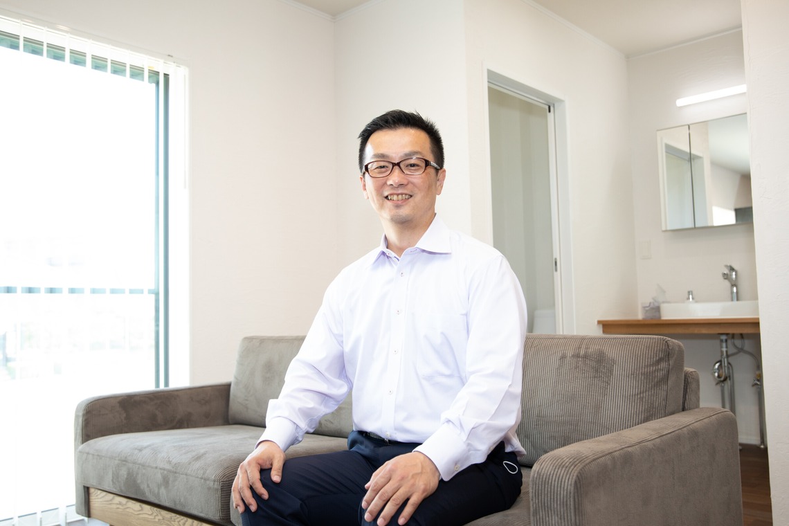 岩坪眞一郎が撮影した写真のアルバム「宣材」