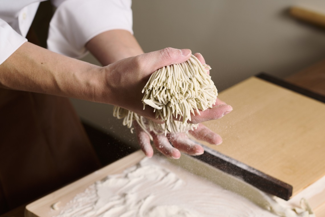 植田 友樹が撮影した写真のアルバム「手打ち蕎麦の調理風景」