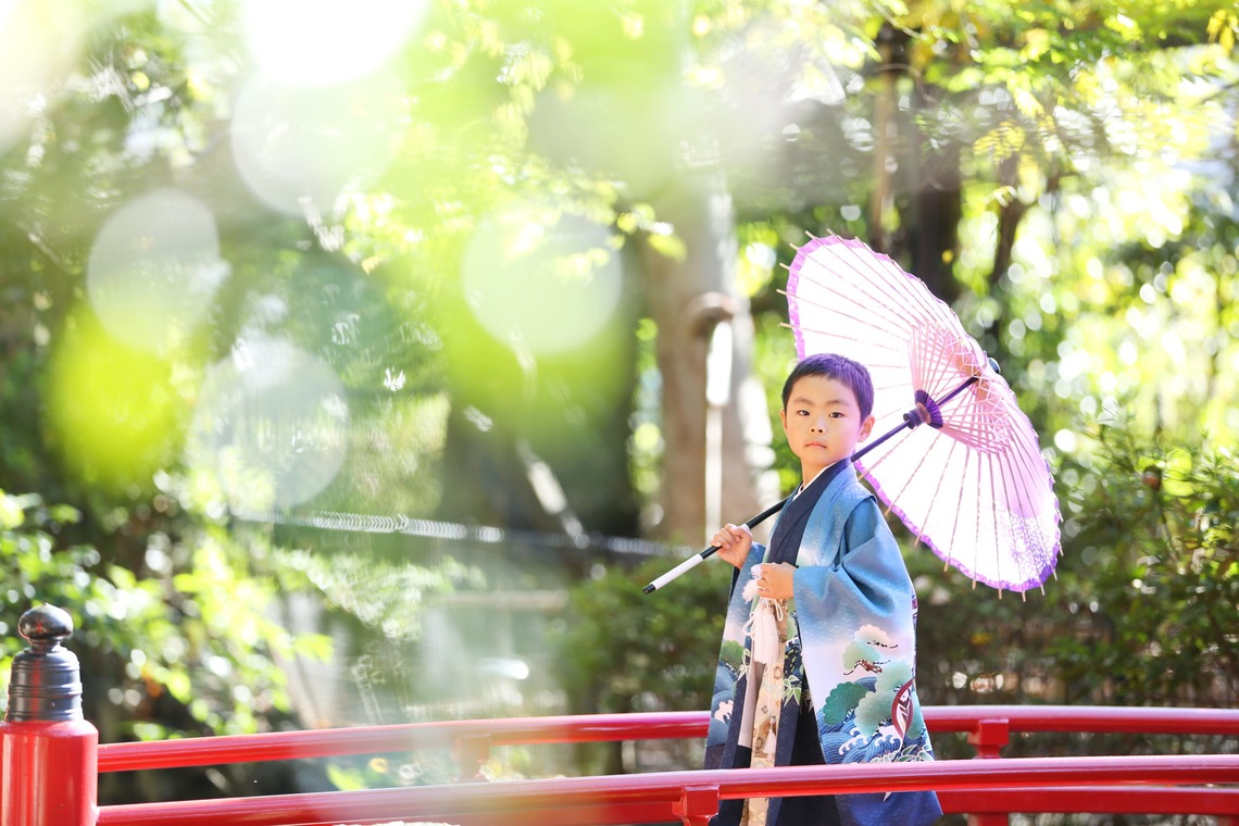 出張撮影HUG TIMEが出張撮影した家族写真(キッズ,ベビーフォト)などが写った「七五三記念撮影＠世田谷八幡宮・東京」の家族写真