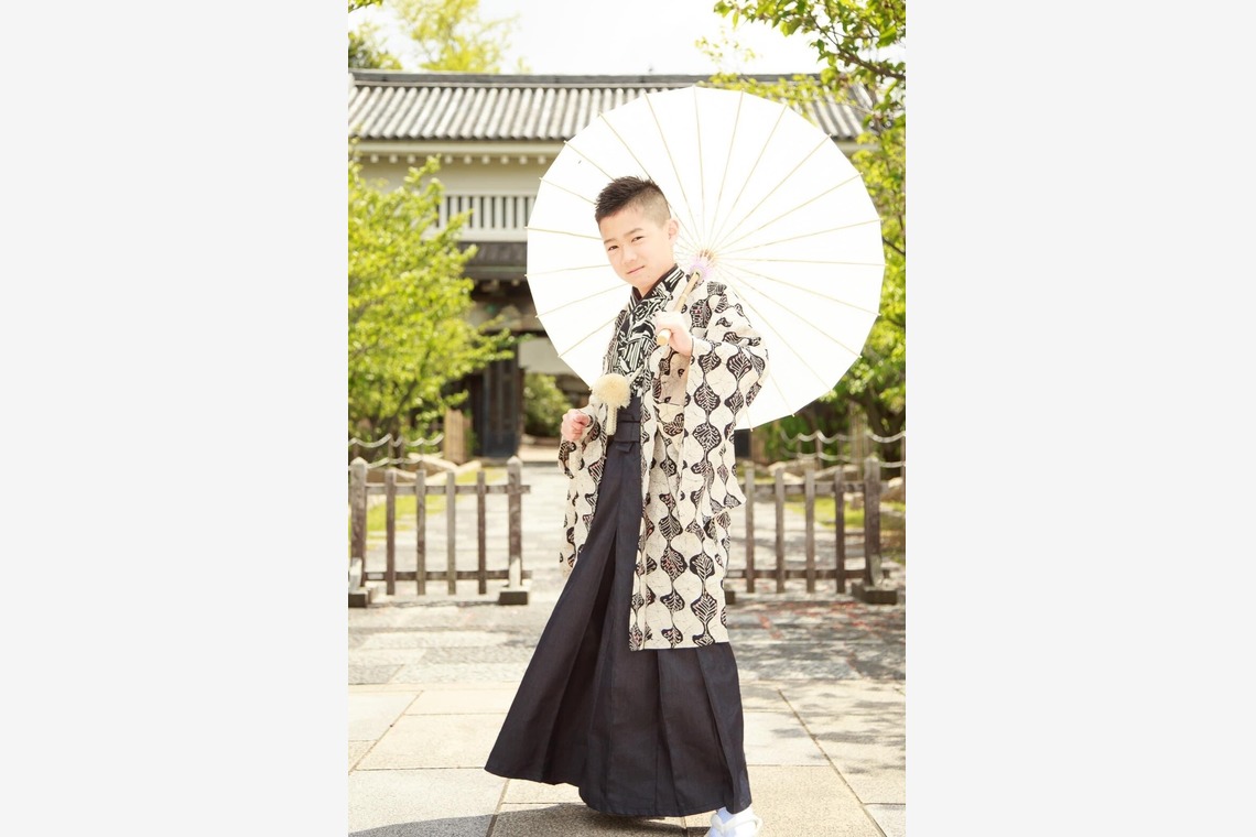 中井企画が撮影したその他のアルバム「ハーフ成人式」