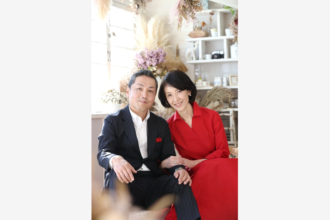 A-Studioが撮影したスタジオ撮影のアルバム「還暦祝い」