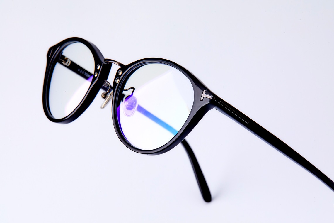 まるやゆういち が撮影した「メガネ撮影（百貨店様等用途）」の写真