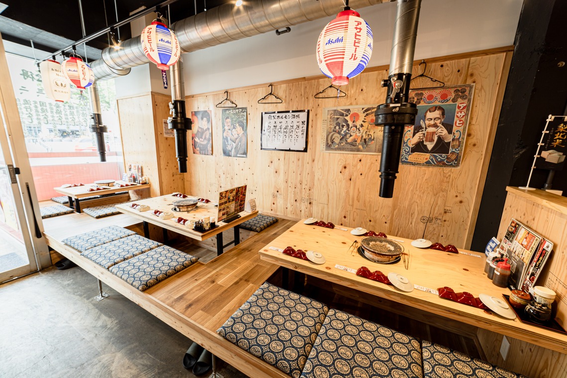 内藤駿介が撮影した写真のアルバム「ホルモン・焼肉屋さんの内外観撮影でした。」