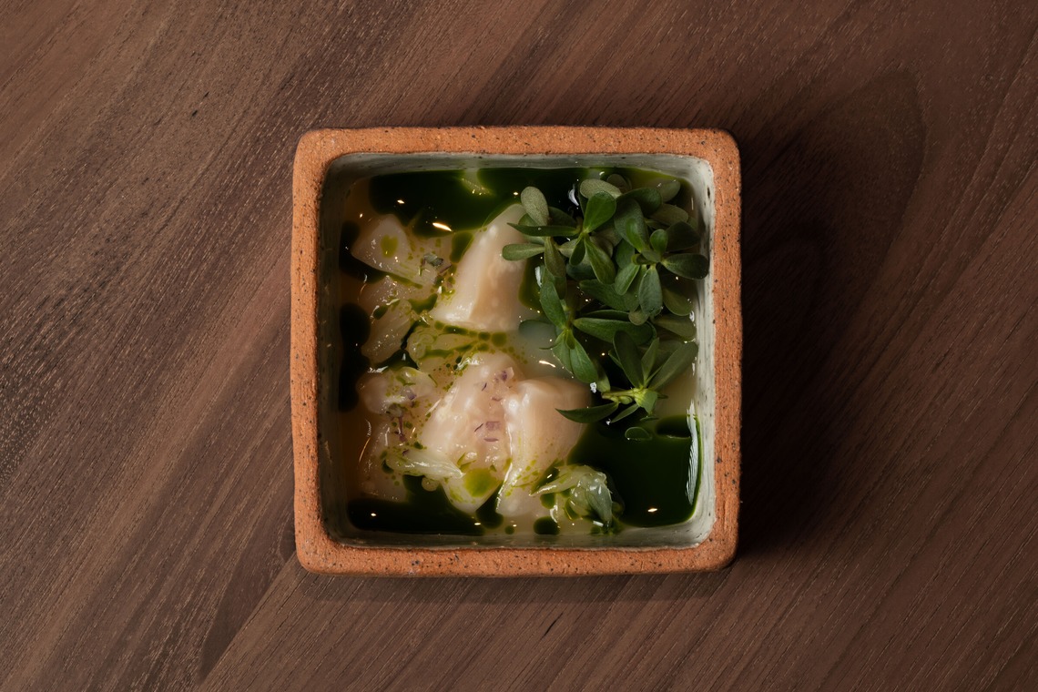 田中愛実が撮影した写真のアルバム「milpa」