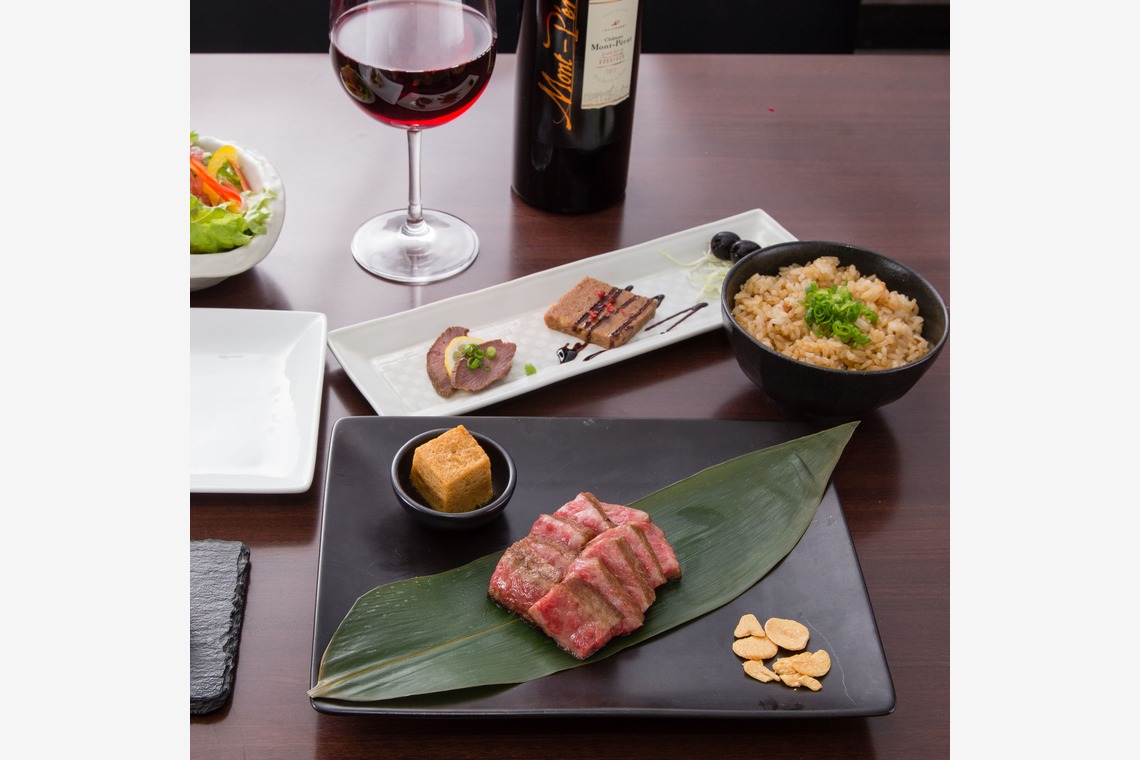 古谷芸文が撮影した写真のアルバム「お料理のメニューとイメージ」