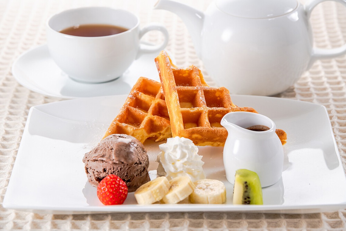 本郷直人が撮影した写真のアルバム「スイーツ」