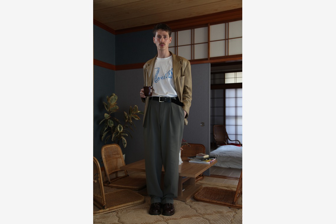 エティエンヌが撮影した写真のアルバム「EXILES BOYS 1 (TOKYO)」