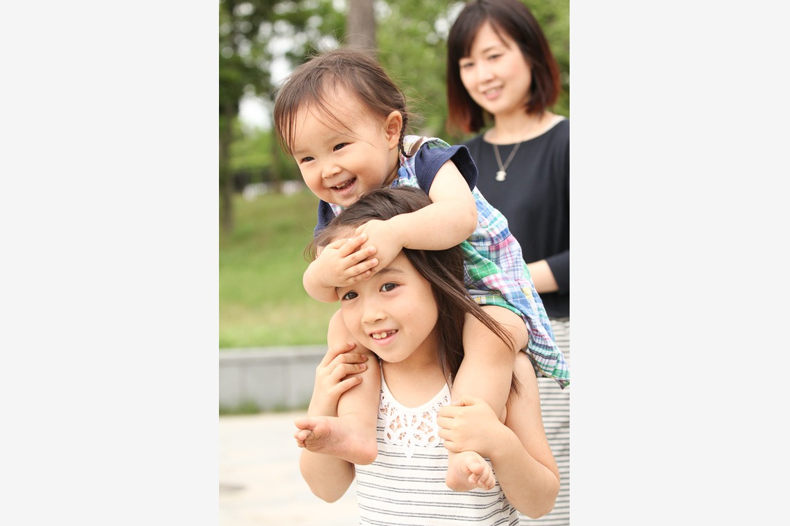 今井写真事務所　今井　良が出張撮影した家族写真(キッズ,ベビーフォト)などが写った「お台場での家族撮影」の家族写真