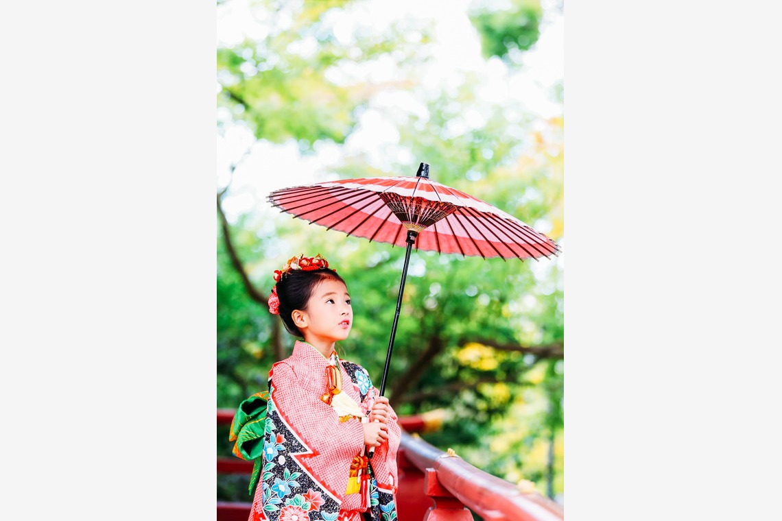 出張撮影HUG TIMEが撮影した「七五三お詣り撮影〜多摩浅間神社〜」の写真