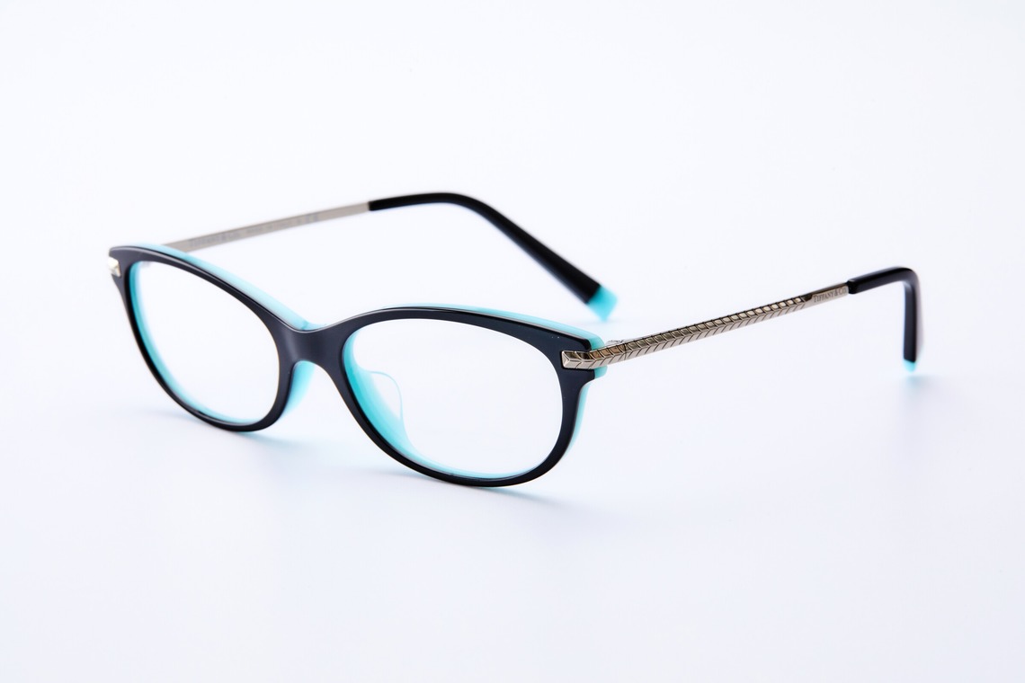 まるやゆういち が撮影した「メガネ撮影（百貨店様等用途）」の写真