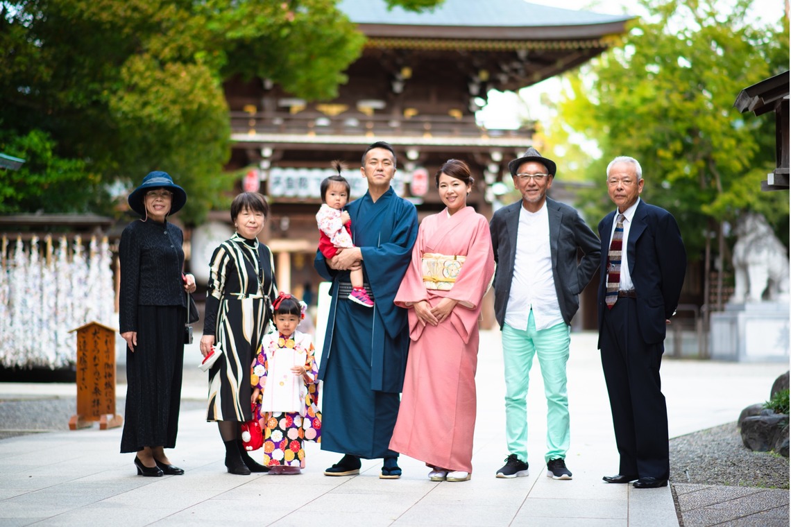 サキヤマ リエが撮影した「3歳女の子・青空の七五三＠寒川神社」の写真