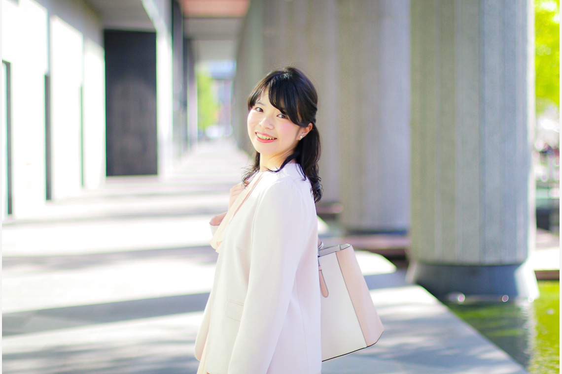 山下哲矢が撮影した写真のアルバム「ビジネスポートレート」