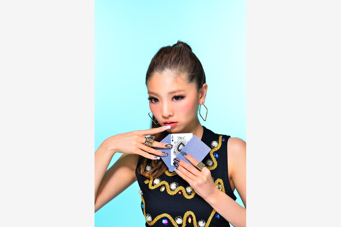 エン・ノースタジオが撮影した「ネイルシール広告」の写真