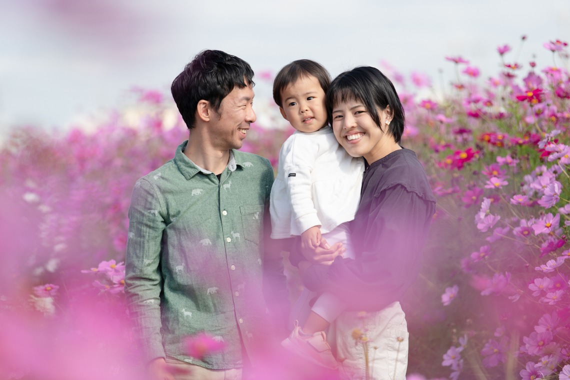 福永写真事務所が撮影した「家族写真（コスモス畑）」の写真