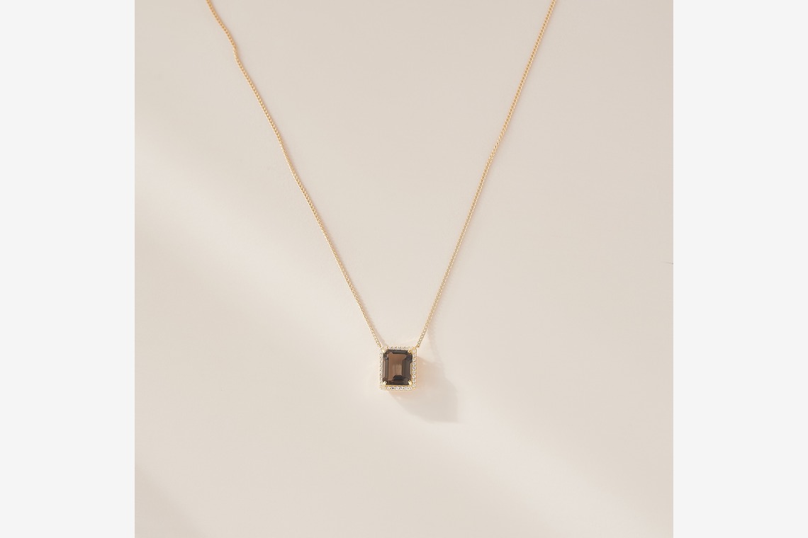 冨永豊貴が撮影した写真のアルバム「ジュエリーブランドの撮影」