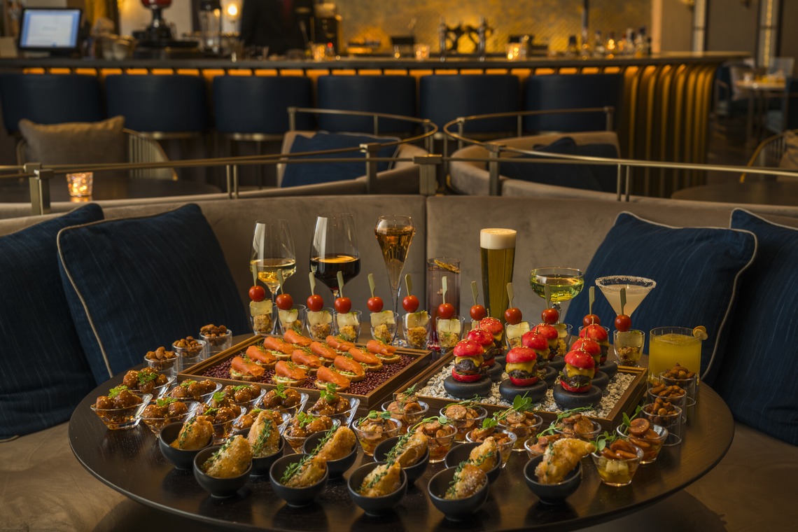 笠井鉄正写真事務所が撮影した写真のアルバム「ホテルメニュー撮影」