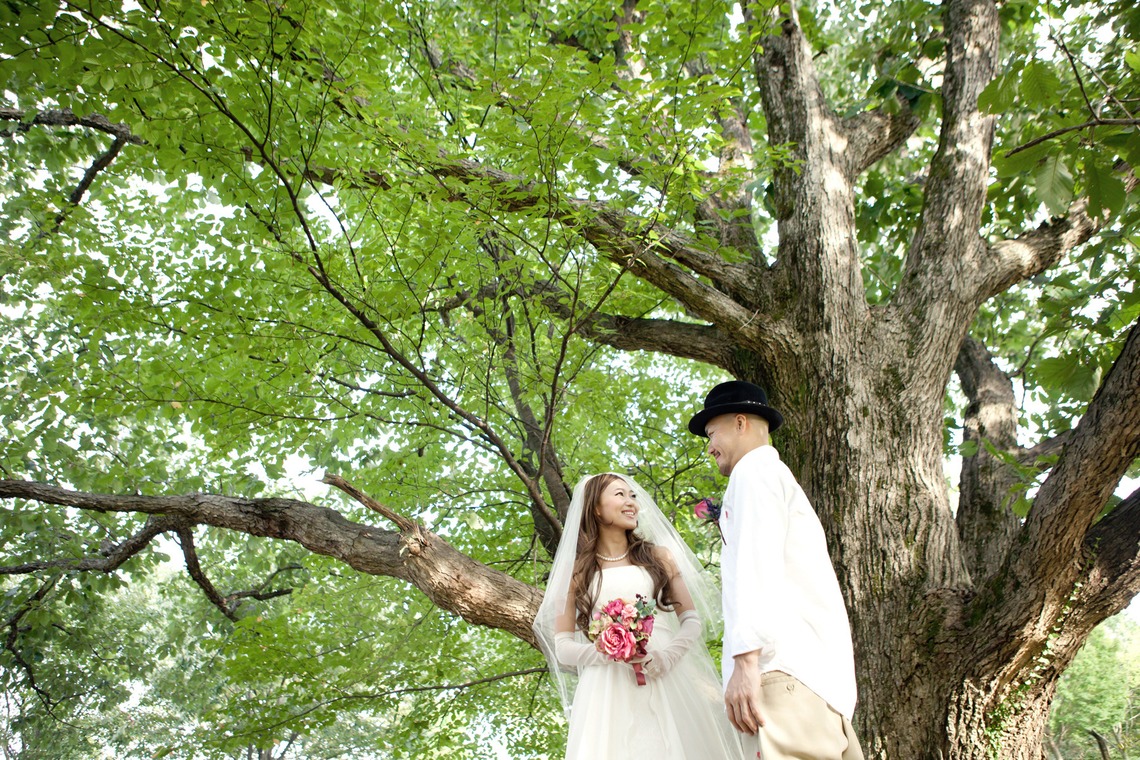 skyward photo film（竹本飛鳥）が撮影した「前撮りドレス」の写真