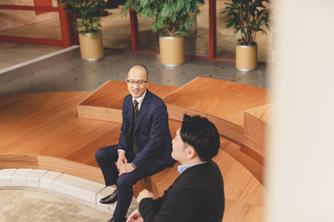 丹野雄二が撮影した「インタビュー」の写真