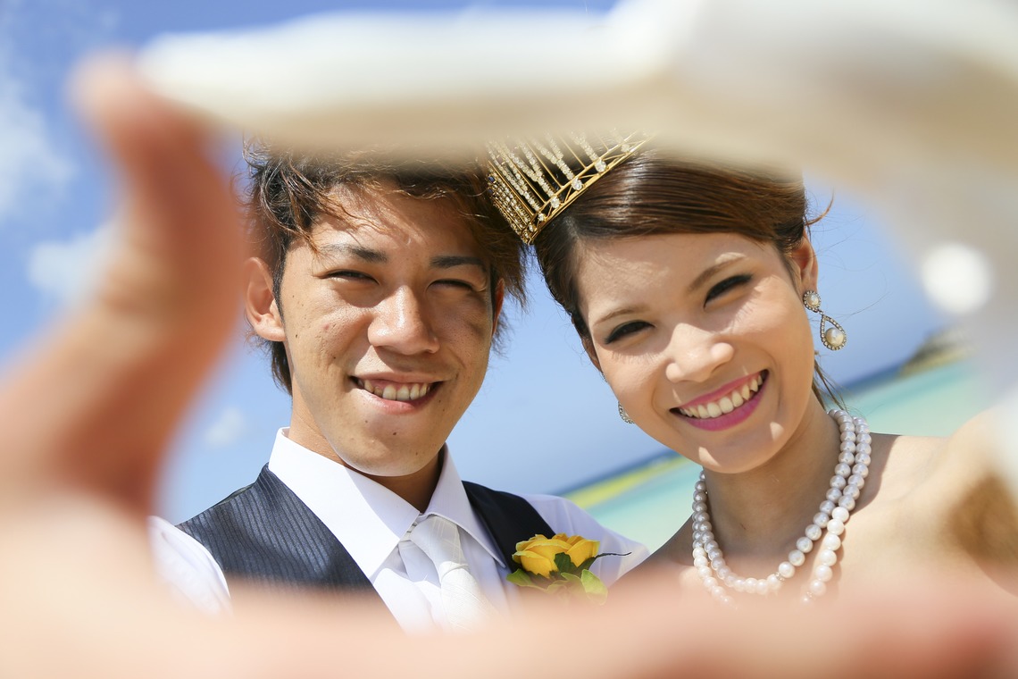 琉球幻想写真ウェディングフォト沖縄が撮影した「ビーチフォトウェディング」の写真