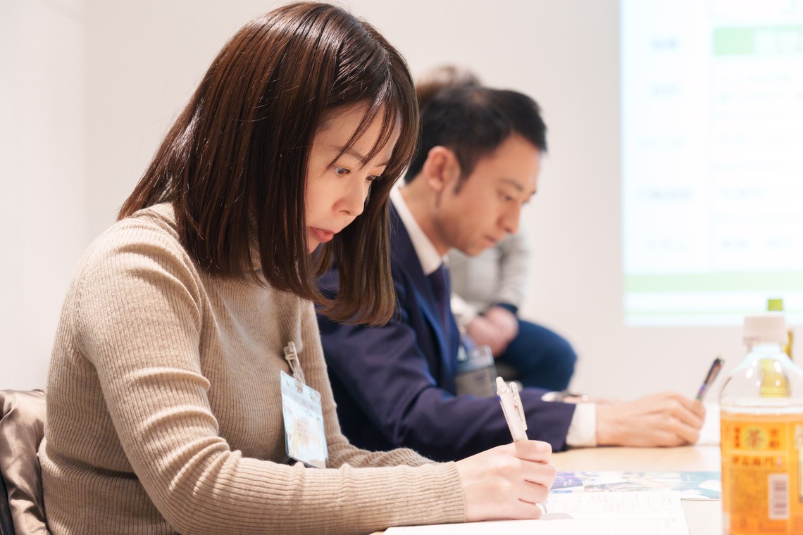 萩原　蔵志が撮影した写真のアルバム「会議・打ち合わせシーン」